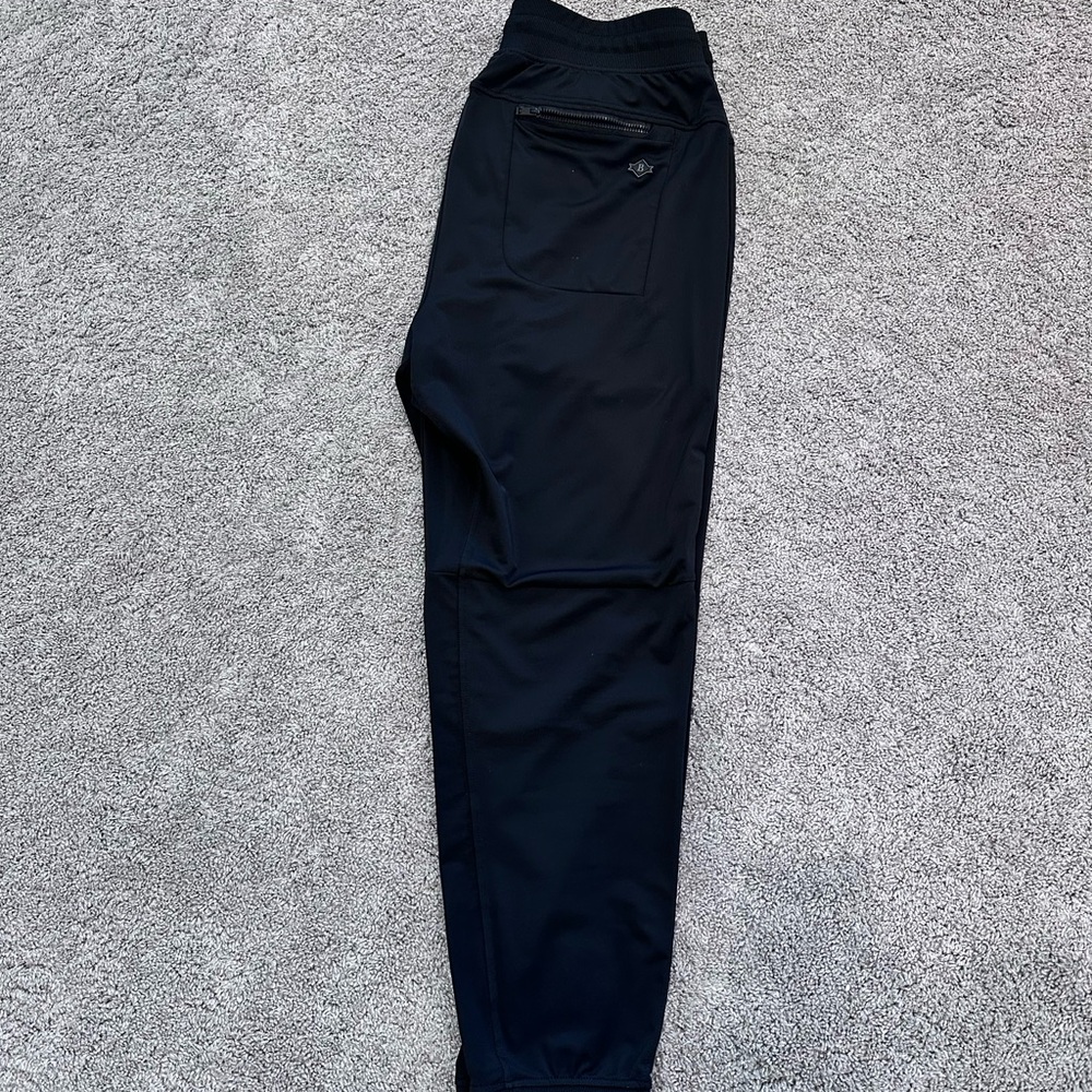 BURLEBO Black Men’s Jogger Sweatpants - Picture 2 of 3